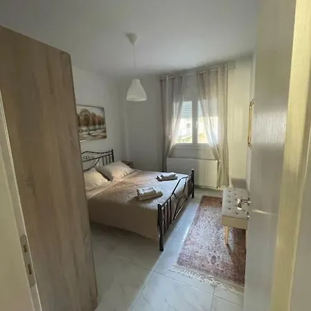 Vpg Luxury Apartament Ptolemaida